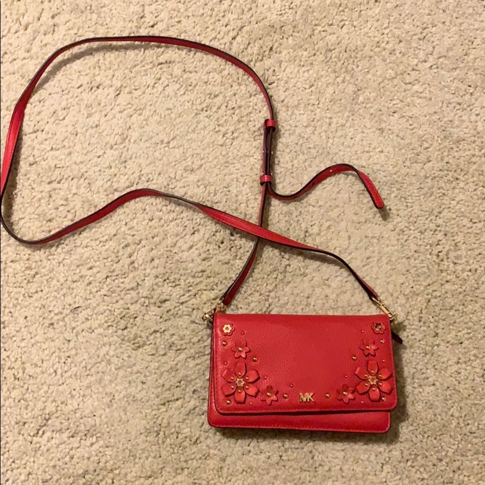 Micheal Kors Cross Body Wallet Bag